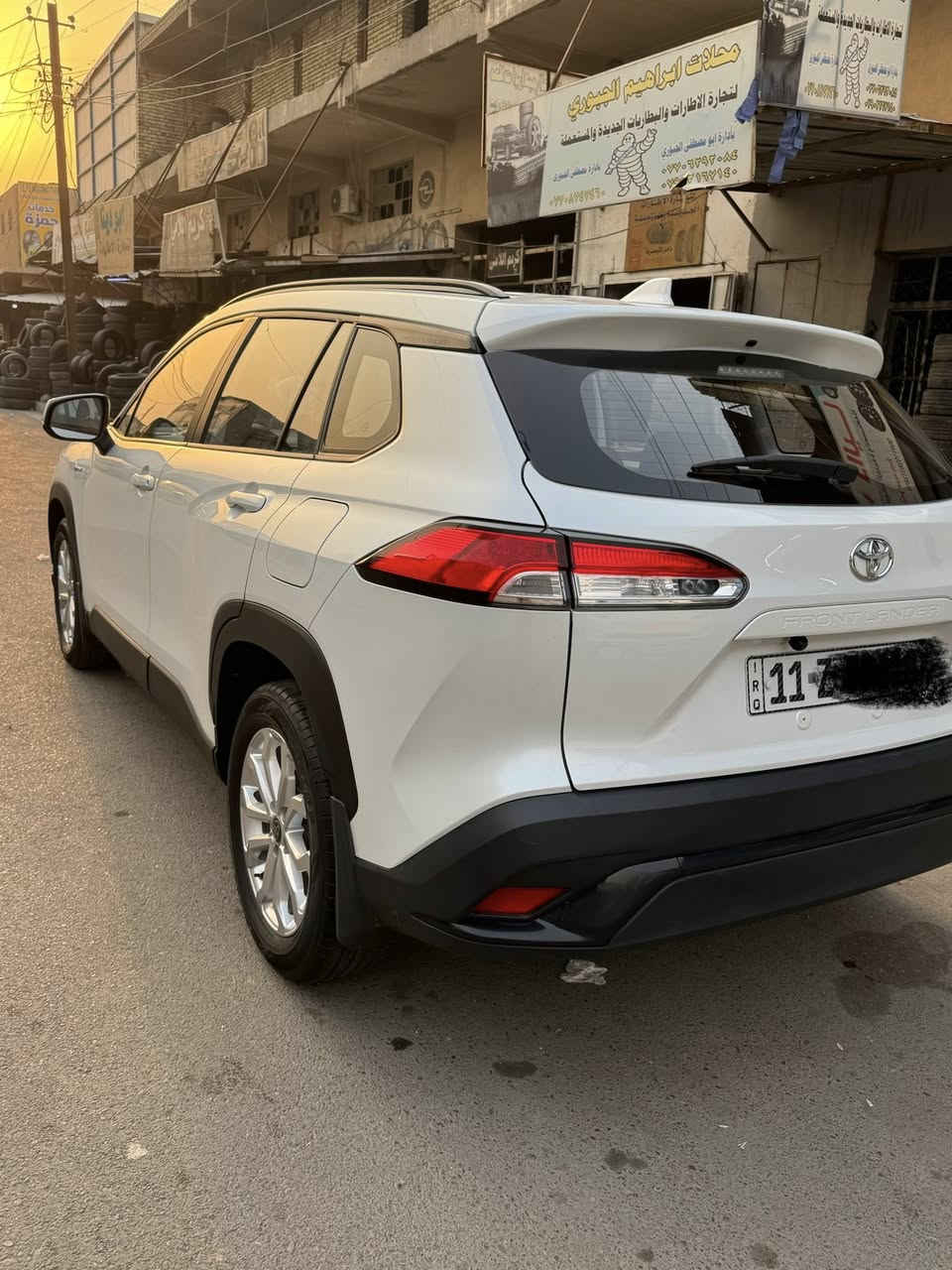 تويوتا  فرونت لاندر 2024
ماشية 28 
كفاله عامة من الضربه والصبغ والبارد والرصعه والتكحيل 
داخل قرميدي   
 كشن كهرباء حساسات 
رادار 
مواصفاتها معروفه 
السياره جديده جدا واستخدام شخصي 
السعر 26 مليون 
***********
