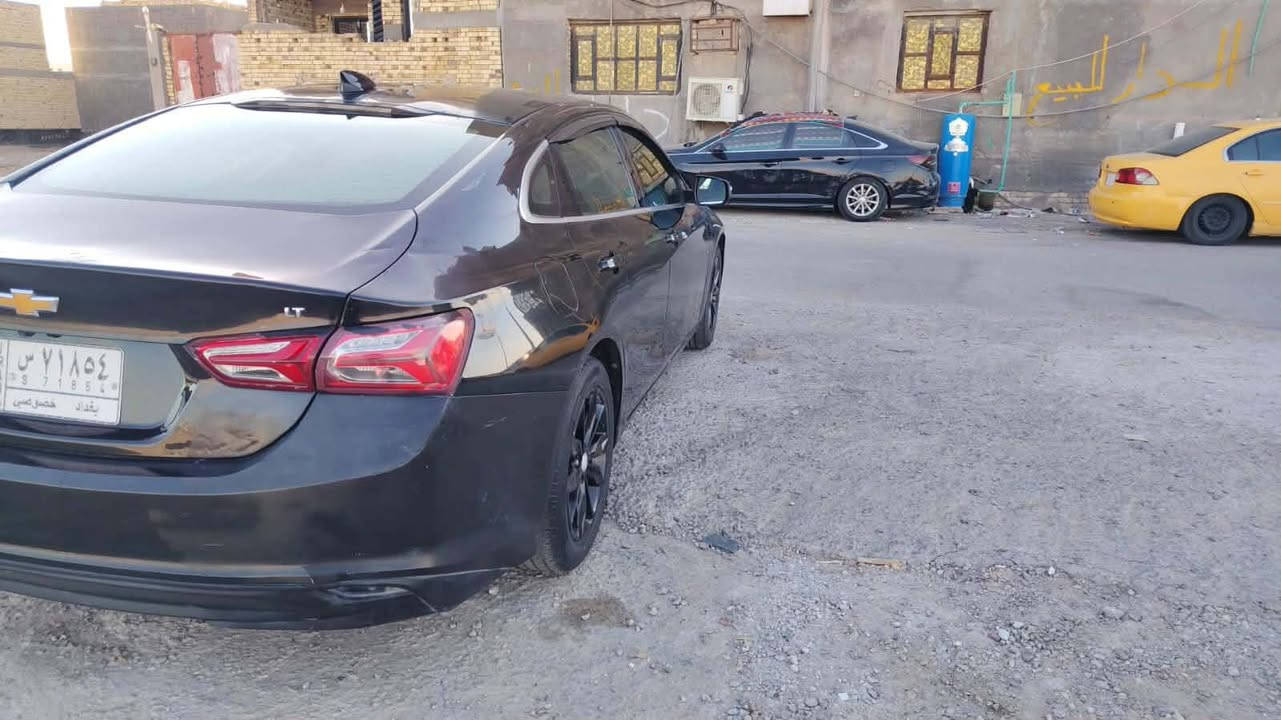 سلام عليكم 
مراوس بجيب اي موديل عادي 
وانطي فرق ماليبو 2020
فول مواصفات بانوراما
تبريد ثلج


**إذا كنت صاحب هذا الإعلان وتريد حذفه لأي سبب، رجاءا أرسل رسالة إلى الدعم الفني**