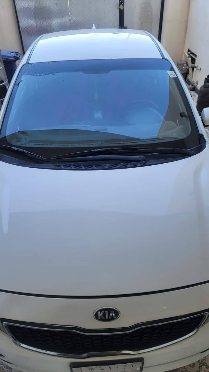 السلام عليكم للبيع فورتي موديل ٢٠١٧ وارد أمريكي لون ابيض السياره رقم بغداد سنويه لغاية ٢٠٢٩ محرك مامفتوح لاصرف ولا راجز تبريد تدفئه كله شغال طخم تأيرات جديد  حداديه خلفي امامي اعتبره شركة دوشمه جديده گاعيه وكشنات ماتصرف عليه ولا دينار بس نقل الملكيه بيه ٣قطع صبغ ونص بدون داخل
السعر ١١٢ وبيه مجال العنوان ديالى بعقوبه للتواصل الاتصال على الرقم *********** بعقوبة, ديالى
