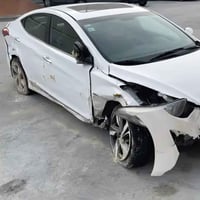 ورحمه الله  للبيع هونداي النترا موديل 2014 السياره باسمي شخصي رقم اربي...