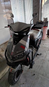 موطور شحن نضيف حيل بطاريات عل فحص كله شغال سرعته 99السعر 650وبي مجال ق...