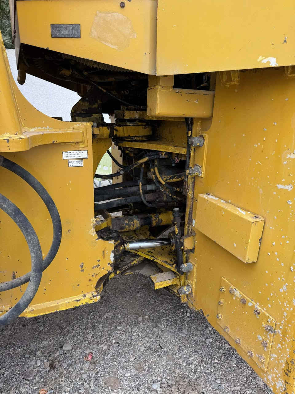 شفل كاوسكي للبيع موديل 1998 حجم 80  للاستفسار على الرقم***********
