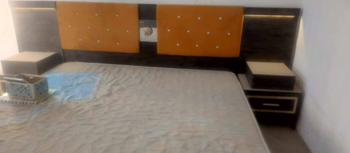 السلام عليكم غرفة نوم تركيه استعمال قليل كلش ومابيها اي ضرر مستعجلين على البيع هي الغرفه وحدها ب700 وإذا وياهه الفراش ب800 الغرفه كلش حلوه بس ما مسوحه ومظلومه بالتصوير مشريها بمليون و200 المكان بالديوانيه


**إذا كنت صاحب هذا الإعلان وتريد حذفه لأي سبب، رجاءا أرسل رسالة إلى الدعم الفني**