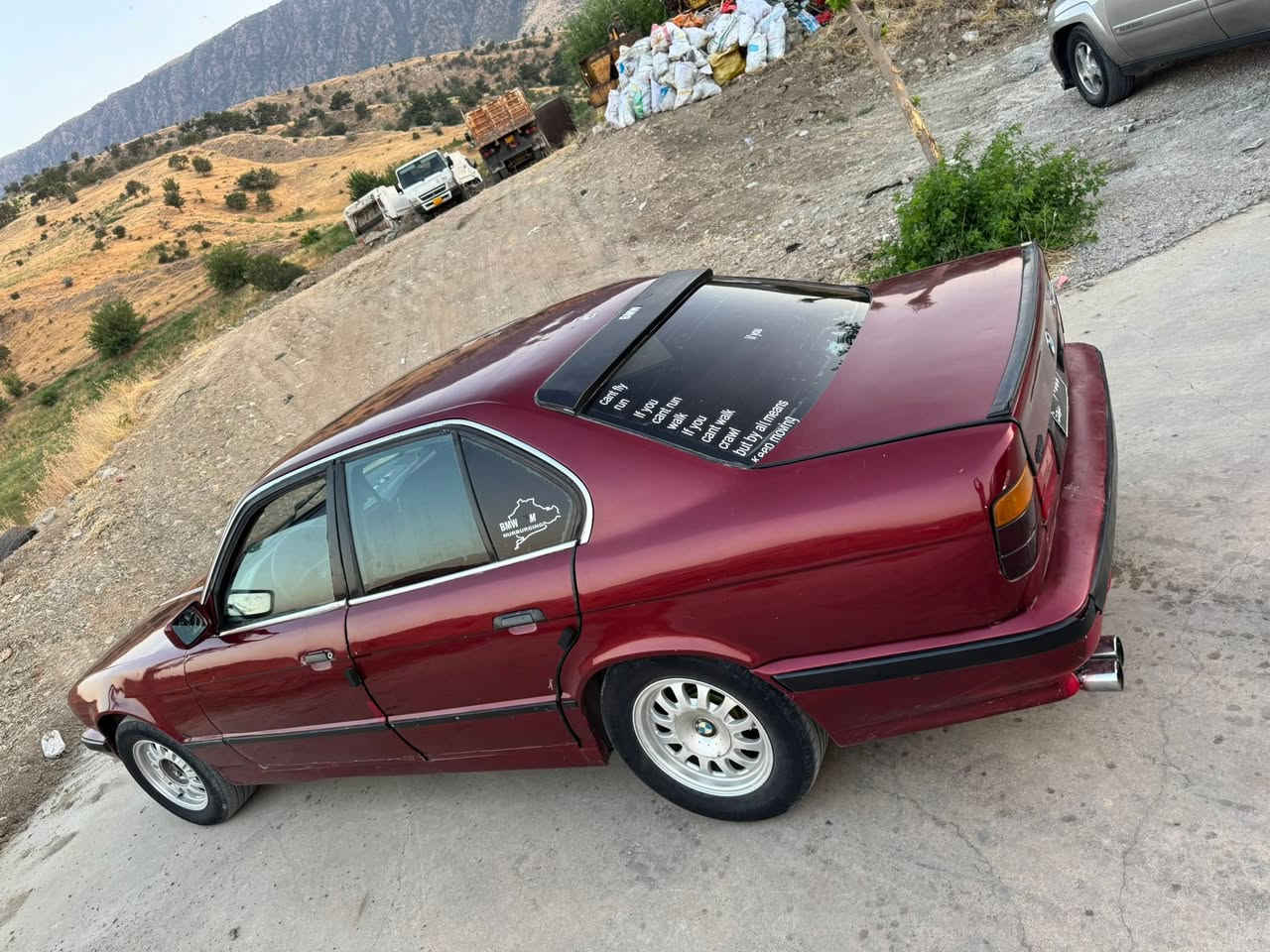 مؤديل 92 مةكينه520 گير حادى گيرو مةكينه بةشةرتى فيتةر موسو براوه بةشةرت سةناويه ئةواليةت بةشةرت كارةبةيو قفل مةركةزى هةموى مةزبوته سةيارةكة پيشو پشتى توند كرايتةوه بئ مةسرةفة هيچ كيشةيكى نيه گؤرينةواش دةكةم شوئن شةقلاوه


**إذا كنت صاحب هذا الإعلان وتريد حذفه لأي سبب، رجاءا أرسل رسالة إلى الدعم الفني**