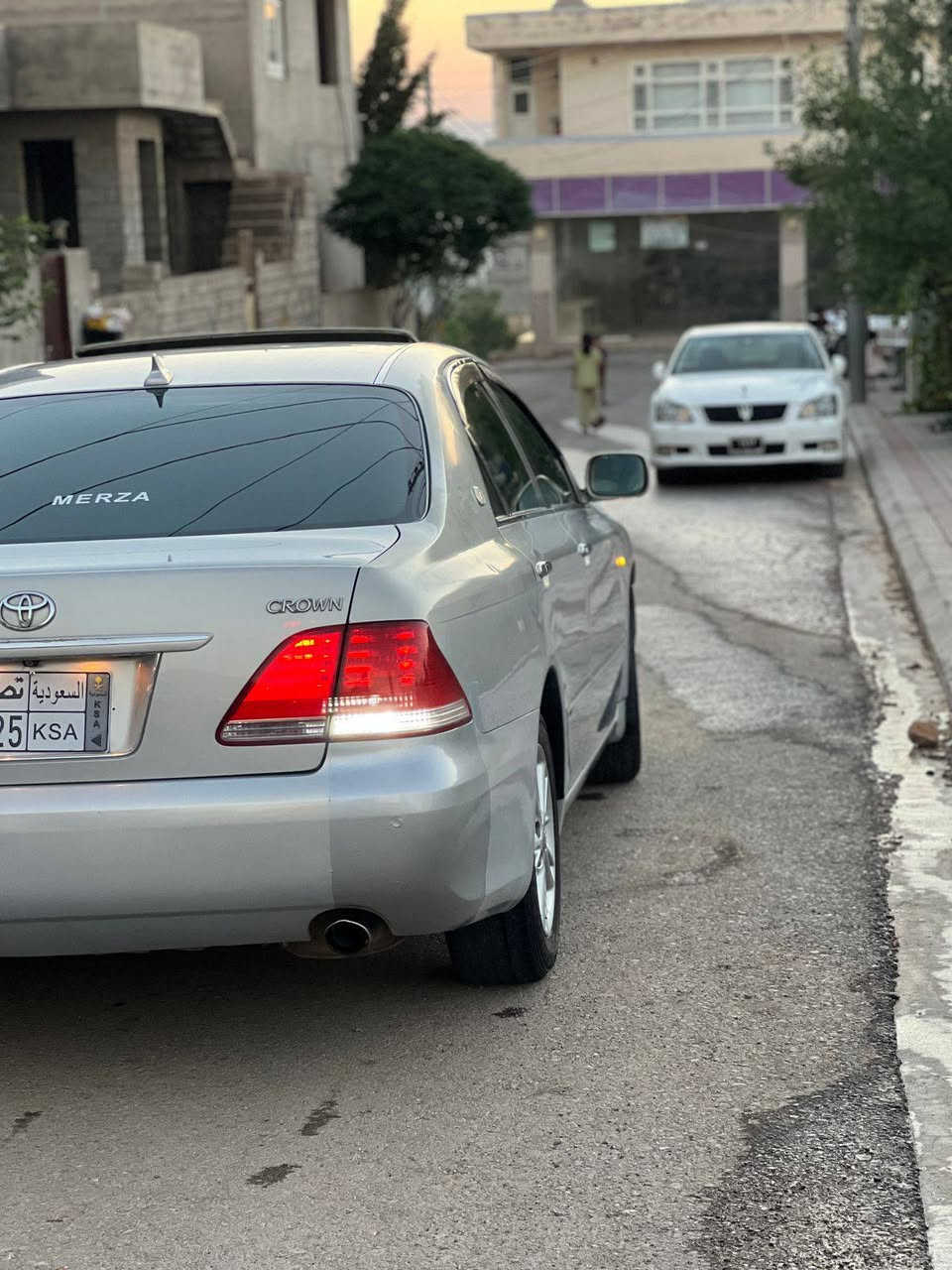 بەناوی خوای گەورە 
شاهینە موس موس 
فول فول
2005
گەورە بە گەورەی بێ دوکەڵ
کامل مەسروف
دەعمو لێدرو سەقف و کەڤەری بە شەرت 
بویاخ دوپارچە ئەوروپا
سلاید جڵد هیتەر سەلاجە ڕادار 
چوار کوشن کارەبە چوار کوشن هیتەر 
پەردە مەرکەزی 
ڕۆنی گێرو مەکینەی تازە 
برێکی بەسراوە 
هەلبجەی شەهید 
***********
*********** حلبجة, السليمانية
