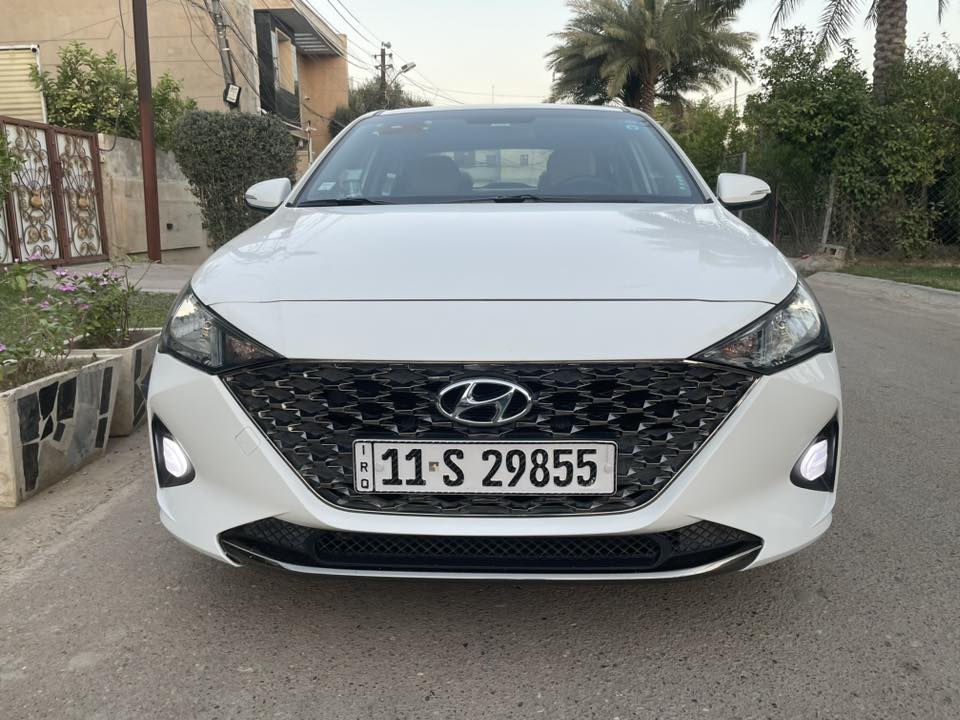 سلام عليكم
للبيع هونداي اكسنت 2023 فول مواصفات 
خليجي ضمان الاولى _ رقم بغداد (الدولي الجديد)     لون ابيض السياره مكفوله الحديد وكير ومحرك نظيفه جدا و جاهزه مامحتاجه اي صرف 
مكينه 1.6 دوش/ كير 6 نمر اوتو + عادي/ سويج ريموت عدد 2 / فتحه سقف / مري شفط واشاير بالمري / كامره خلفيه / شاشه كبيره / حساسات / حساسات تايرات /     ويل كب / سبير منازل / شباج نيكل / قطعتين تبريد /     فول تحكم ستيرن / مانع انزلاق / دبل ايرباك 
للاستفسار اتصل على هذا الرقم 
*********** 
مكان السياره بغداد
