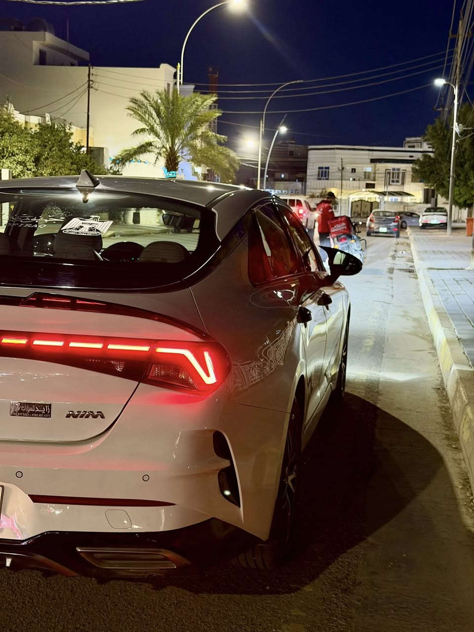 السلام عليكم
K5 2023 
خليجي فول موصفات عدا البنوراما
شركه نم
المسافه القطوعه 72 الف كيلوا حقيقي
كفاله عامه عده ملاحظه بالباب
مكان السياره الانبار رمادي 
ملاحظه غير متواجد على الفيس 
للاستفسار ***********
