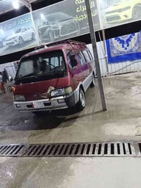 اسيا للبيع موديل 95السيارة جاهزة من كل شي بيها قاصرين 07714297564