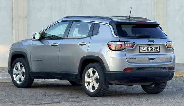 السلام عليكم
جيب كومباس 2020 رقم سليمانية  تحويل مضمون حادثهه مرفق مع الصور قبق صندوك 

المواصفات : فور ويل / بصمة / شاشة كبيرة / قطعتين تبريد / كامرة دوارة / هندبريك دكمة / مانع انزلاق / تحكم ستيرن / كروس سرعة / محرك 2400 / اطفاء ذاتي 

مكاني الكاظمية 

للتواصل والاستفسار : ***********
