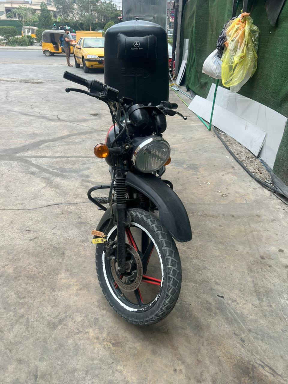 بوكسر 22 اصوليه مليون 300 بيهة خيط تبخير  مكاني الشعب ***********
بوكسر 22 اصوليه مليون 300 بيهة خيط تبخير  مكاني الشعب ***********
