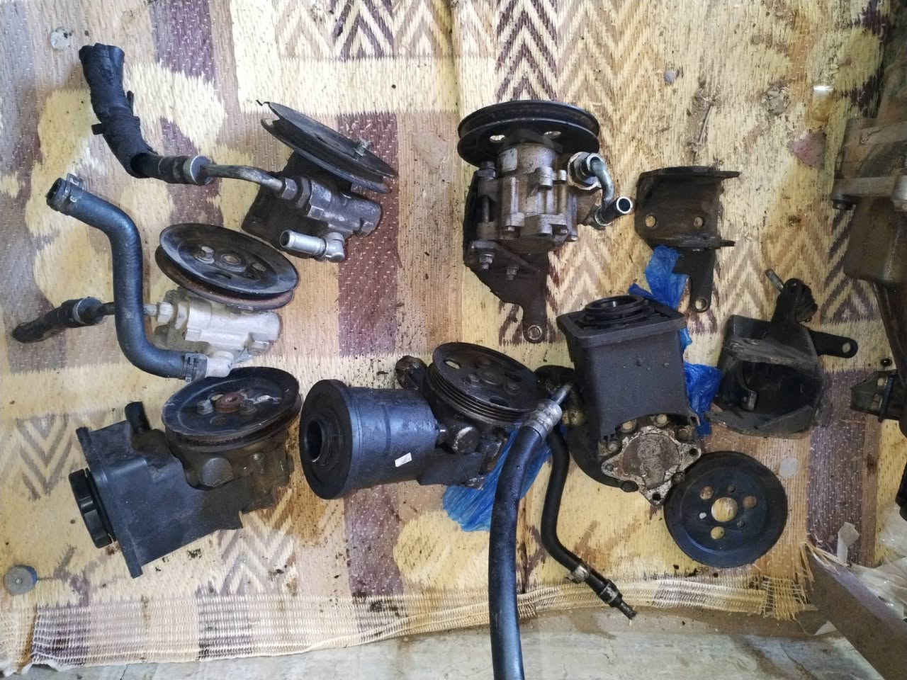 اللهم صل على محمد وآل محمد
قطع غيار تفصيخ كله حاويه شرط زيروو بي ضمان

فتح وشد شتريد موجود الكيرات تفصيخ مال حاويه كصه مامشتغل بالعراق

( كريت ويل - دير - جمره - 3y - 4y- جمبي - سي كي - كنوه - جمره صيني ابو القمبوره)

أسعار جمله كل الكيرات  على 200 ألف كله شرط زيروو ابو الضمان

يوجد باورات وسلفات ودكشنات وسبلاين وعصه كير مع صينيه وعينه كلج كامل

(صيني - جمره - بطه - بيكمات)

اذا ماعندك تشتري وكيرك عاطل نصلحه وننطي بي ضمان شرط بطناش وشلعه أسعار مناسبه

مكاني ناصريه

الاستفسار

***********
