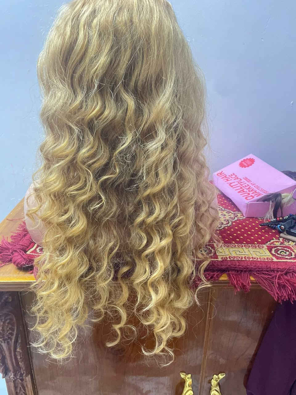 السلام عليكم 
متوفر باروكه شعر طبيعي فول شبكه بهذا الون


**إذا كنت صاحب هذا الإعلان وتريد حذفه لأي سبب، رجاءا أرسل رسالة إلى الدعم الفني**