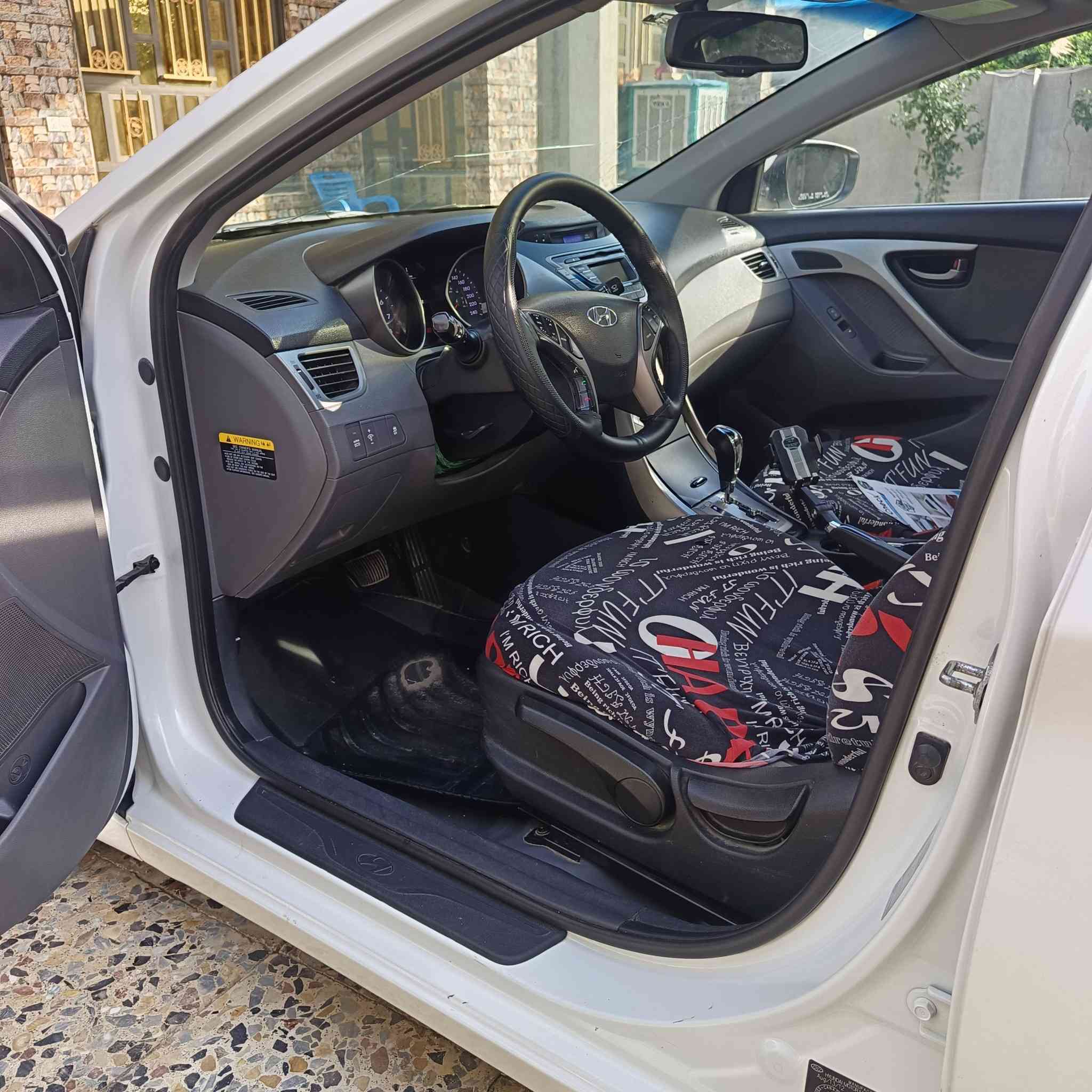 النترا ٢٠١٣ كندي  حادثهة حوض الجنطة محرك ١٨٠٠ جاهزة من كل النواحي بيهة صبغ اثر شخوط  وطخات بسيطة بدون حادث للجمالية حزام ابيعلك. سيارة بأسمي تحويل ثاني يوم سعر (108) وبيهة مجال. بالخير على الياخذهة. العنوان ( بغداد - المدائن) للتواصل ***********
