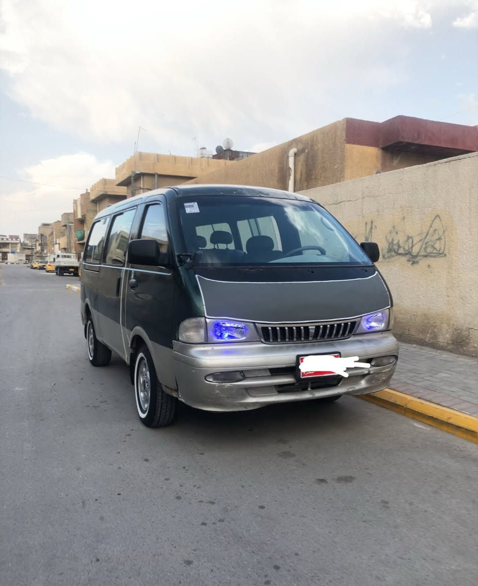 السلام عليكم بريجو موديل 2003 مسجلة بالسنوية 2006 مكينه كير اكسل خير من الله الشواصي جديدة دوشمة جديدة تخم تاير جديد جاهزة كبل للشغل سيارة رقم احمر بصرة مكان السيارة بغداد مدينة الصدر السعر 45 للأستفسار ***********
