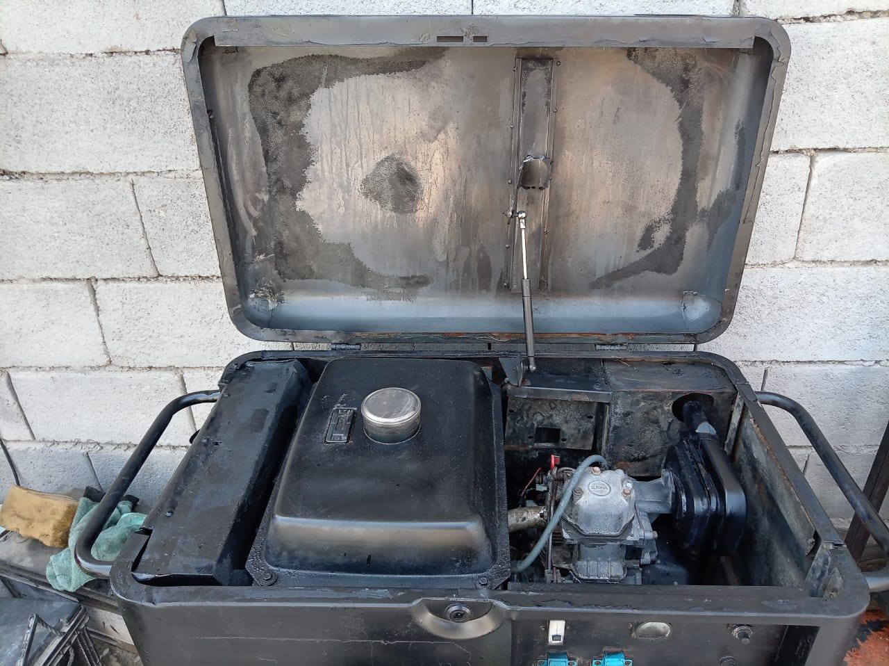 ‏‪0 770 486 8327‬‏.   السلام عليكم مولد كاز كاما نظيفة سعر 400وبيها مجال بسيط 20امبير‏ العنوان البصره القبله
