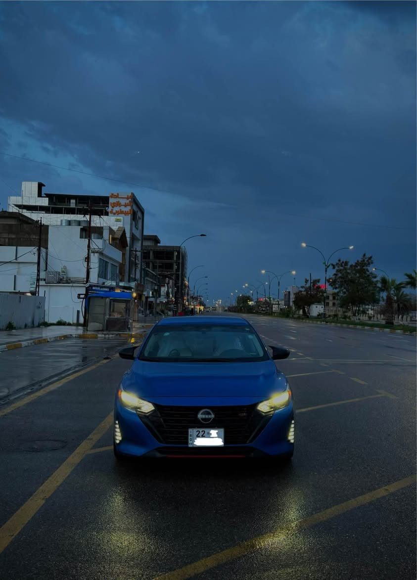 Nissan Sentra 2024 SR 
نيسان سنترا 
موديل : 2024 
اللون : ازرق 
الممشى : 6.000
مواصفات : SR معروفة 
مرقمة اربيل 
هزة فحص جديد
بيها بطاقة بانزين 
الضرر : جاملغ سكن مبدل فقط  
( شرط بدون دواخل بدون ايرباك )
رقم الشاصي : 3N1AB8DVXRY260608
عنوان السيارة : كركوك شارع القدس 
رقم موبايل : ***********
السعر : 153$ مجال بسيط كركوك, العراق
