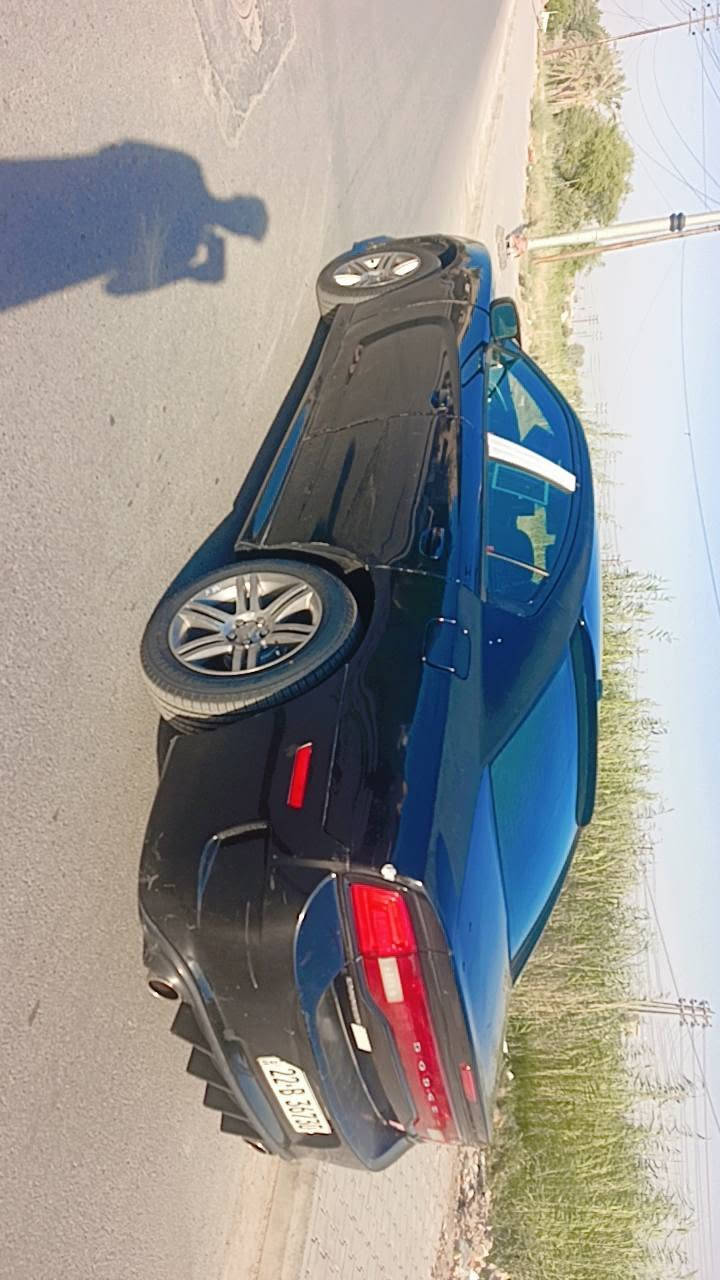 جارجر 12 للبيع رقم أربيل بسمي مكينه جديده كير جديد كهربائي تبريد جديد تخم تاير دوشمه حداديه جديده بيهه ضربه جاملغ خلفي بدون دواخل مبدل سياره حلوه وجاهزة السعر 135 وبيهه مجال ***********
