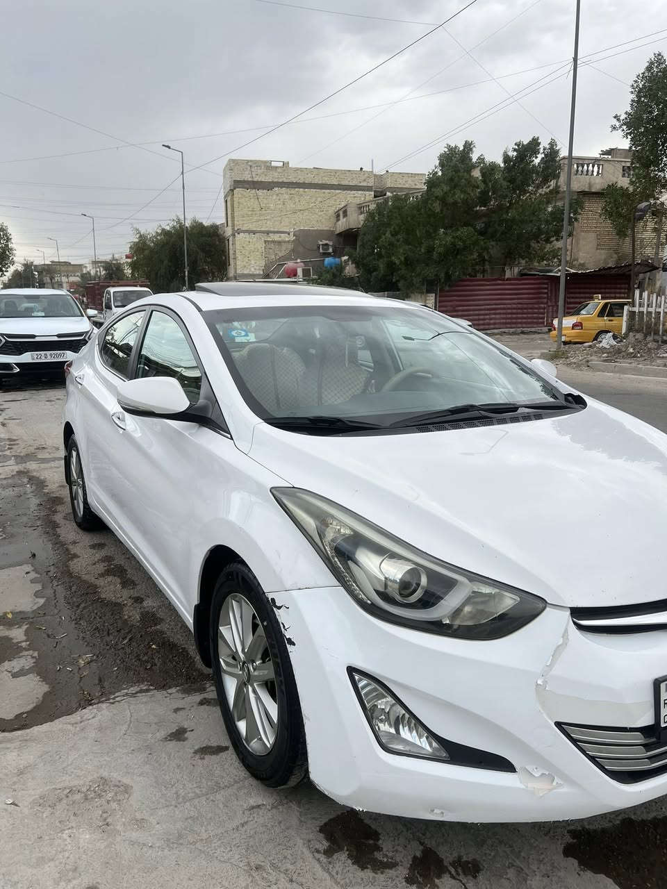 سلام عليكم
رمظان كريم ان شاءلله ع جميع 
النترا 2016خلیجي مكينه 1800 دوش
سياره مكفولة من صبغ وتبديل فقط بارد قليل كلش
كير مكينة مكفولات
تحكمات استيرن اشاير مري فتحة سقف
المكان بغداد حي اور 
السعر 132$
***********
