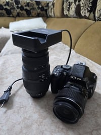 نيكون ٥٢٠٠ • عدسة ٥٥ • عدسة ٣٠٠ سيجما