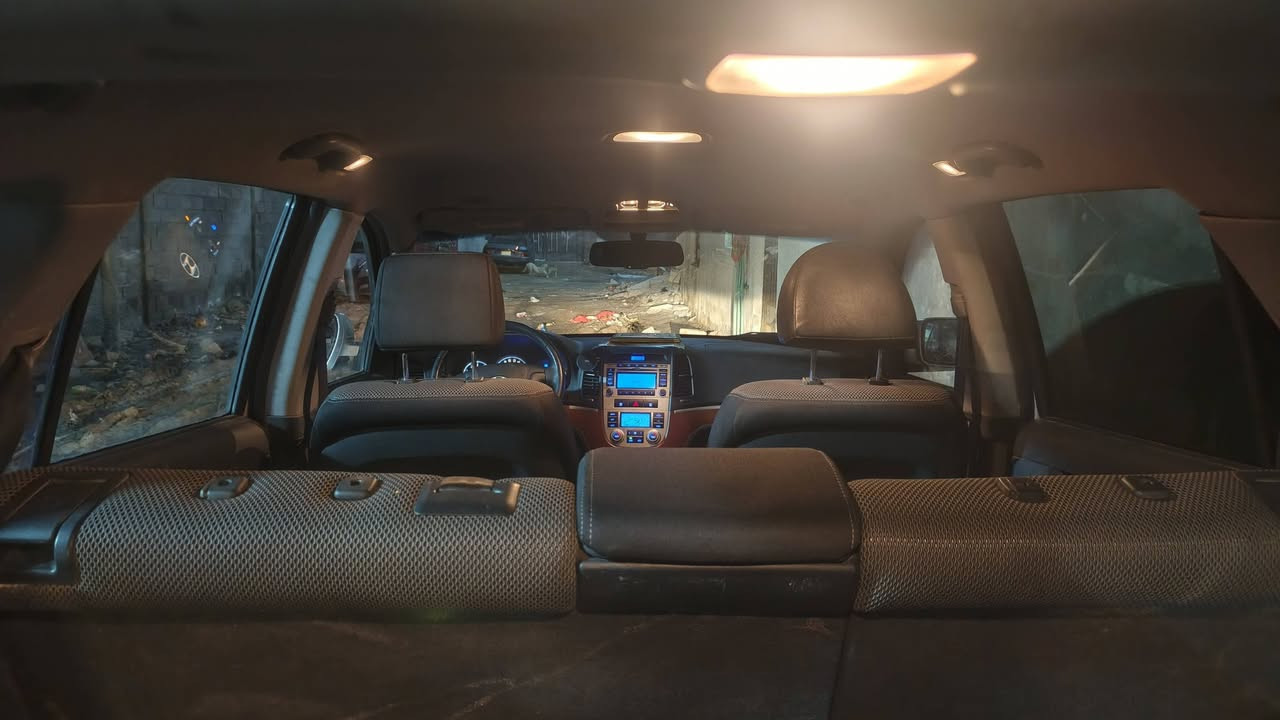 سنتافيا 2010 كاز
ادواااااات كصه جنطه متوم طبق الاصل حصة كاز جميع المحافظات سيارة جاهزة مكينة كير كهربائيات تبريد تدفئة كلها شغالة حدادية حلوة 
السعر 45 وبيها مجال
العنوان البصرة
رقم ***********
