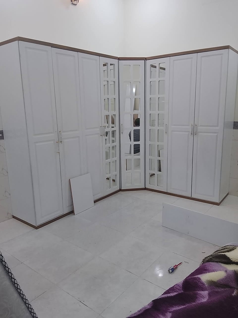 سلام عليكم نقل🚚🚛 جميع اثاث،،،،،المنازل🏡🏠 داخل بغداد وخارج بغداد
العمل يكون بدقه ونضام تقليف الخشاب والزجاج والجهزه الكهربائيه يعني توصل بضاعتك كما هيه +فتح وشد الغرف🪛🔨 بنواعهة 
تصال ***********☎️
واتساب ***********☎️
الصدك والمانه والتزام بل مواعيد⏳⌛⏰
