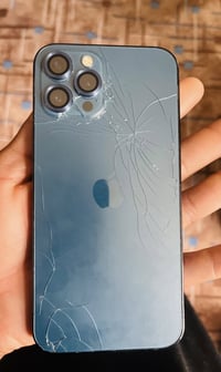 ايفون ١٢ برو ماكس • الضهر مكسور • بطاريه ٧٦