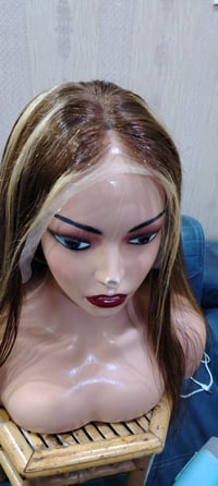 شعر طبيعي • ٩٠سم • جوزي بلاتيني