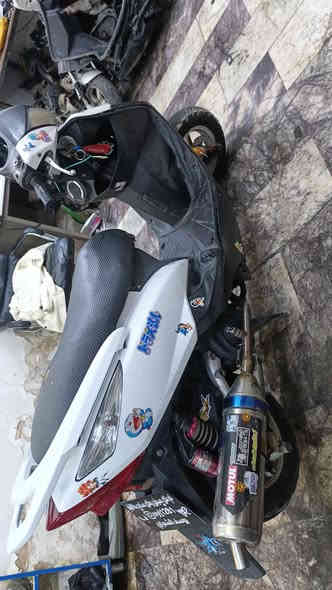 دراجه ماكس ثعلب البيع دراجه بيها غراض بلاديه تزويد مثل صالنصه بوري عدل +صدر رياضي+ دبلات خلفي +زوج اوياله رياضي بلادي +اكلاجات+قطرت دهن+قطرت اكسن+براغي رياضية بلاديه دراجه نضيفه كهرباياتها كلهة شغاله السعر ٨٠٠ عنواني بغداد الكريعات رقم ***********
