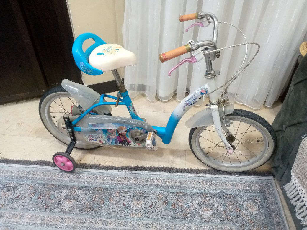 للبيع بايسكل ياباني


**إذا كنت صاحب هذا الإعلان وتريد حذفه لأي سبب، رجاءا أرسل رسالة إلى الدعم الفني**