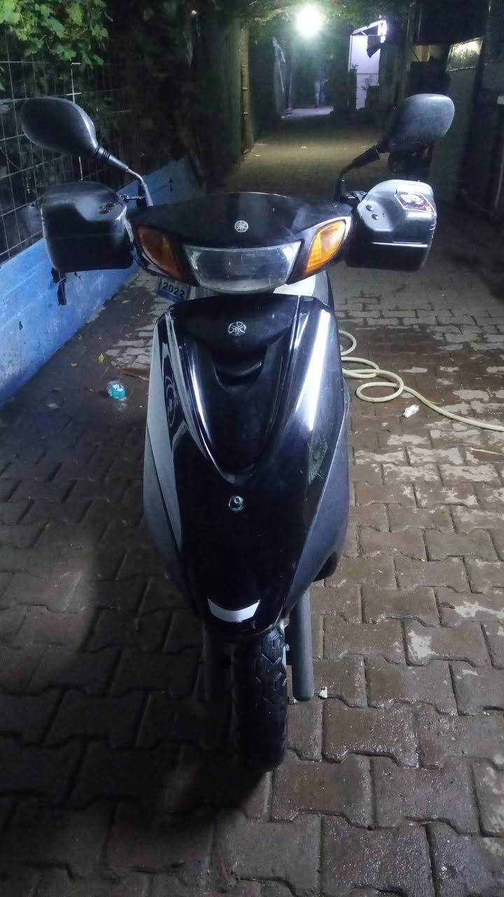 سلام عليكم شباب
للبيع دراجة اكزز 140 نوزل ستليكر خطين ياباني

سعر. 700 الف بيه مجال 
استفسار. ***********
مكاني الاسكان شارع مستشفى الطفل المركزي
