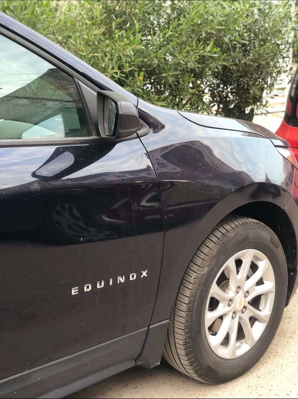 السلام عليكم
شوفرليت كوينكس 
موديل 2020
محرك 1500تيربو
مواصفات السياره 
بصمه تشغيل
بصمه ابواب
شاشه كبيره
كروز سرعه
تحديد مسار
مثبت سرعه
شاشه اعطال
رادار امامي
سايد بريك دكمه
تحكم ستيرن 
تبريد قطعتين
السياره ماشيه 
كيلو 163
حادث السياره 
خشم الجاملغ الايمن 
وشويه من البنيد فقط
الصور الحادث موجوده
بدون ايرباك
السعر 130 وبيها مجال 

***********
***********
