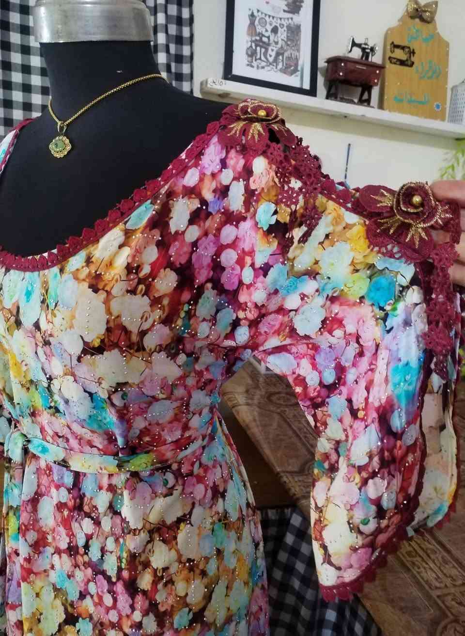 مساء الخير والعافيه 🌹
فصال جديد كشمير ستراس وبالعافيه لزبونتي  الورده 🌹🌹
اي موديل قابل للتنفيذ مكاني الكوت منطقة تموز متوفر خدمة توصيل لجميع مناطق الكوت والمحافظات


**إذا كنت صاحب هذا الإعلان وتريد حذفه لأي سبب، رجاءا أرسل رسالة إلى الدعم الفني**