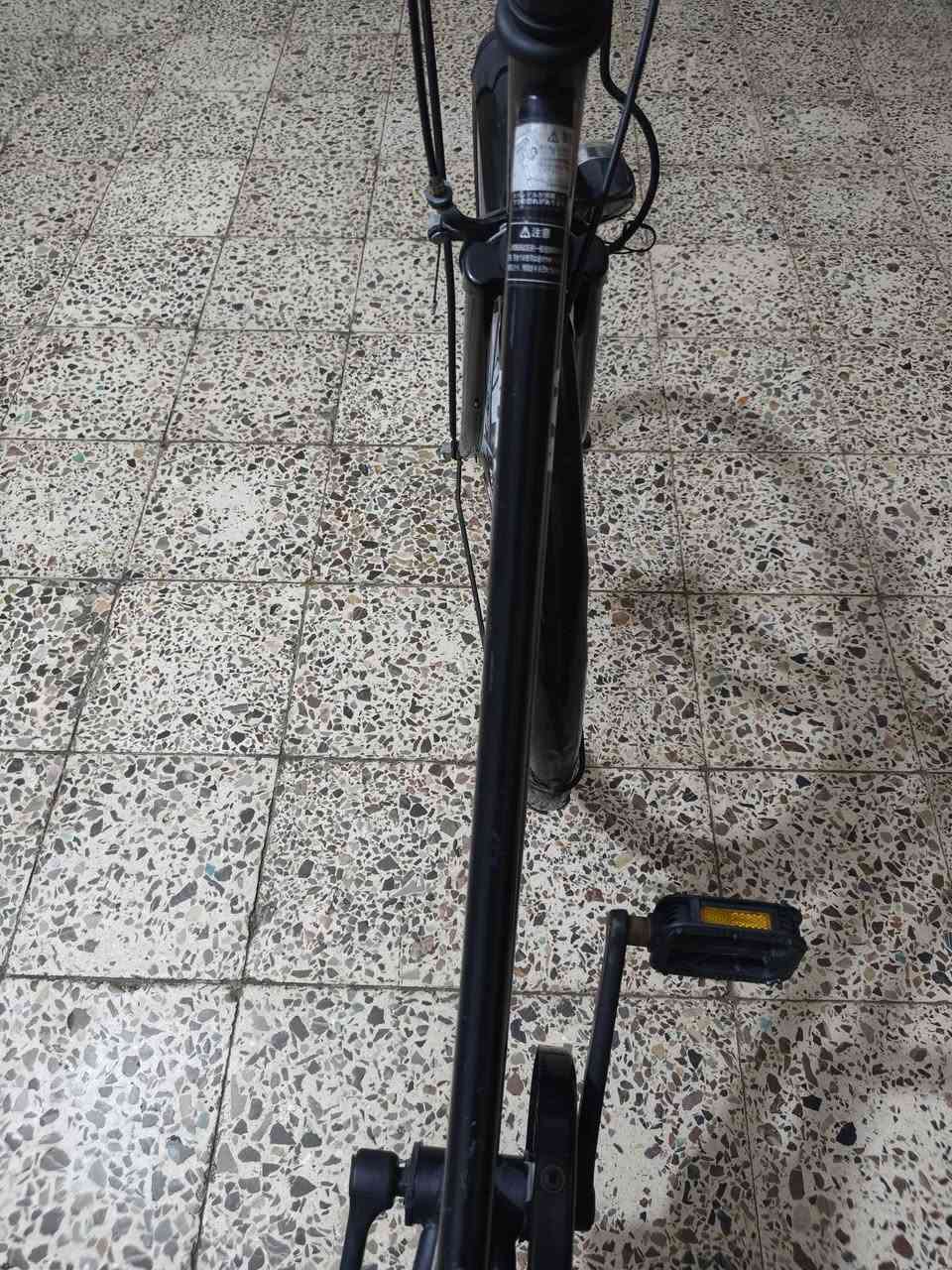 السلام عليكم عدي بايسكل بناتي للبيع موديل ٢٠١٩ حجم ٢٦ البيسكل حاوية أصلي مثل ما طالعلك بالفديو بي شخطاط بسيطة السعر 150 العنوان بغداد خلف ملعب المدينة الدولي


**إذا كنت صاحب هذا الإعلان وتريد حذفه لأي سبب، رجاءا أرسل رسالة إلى الدعم الفني**