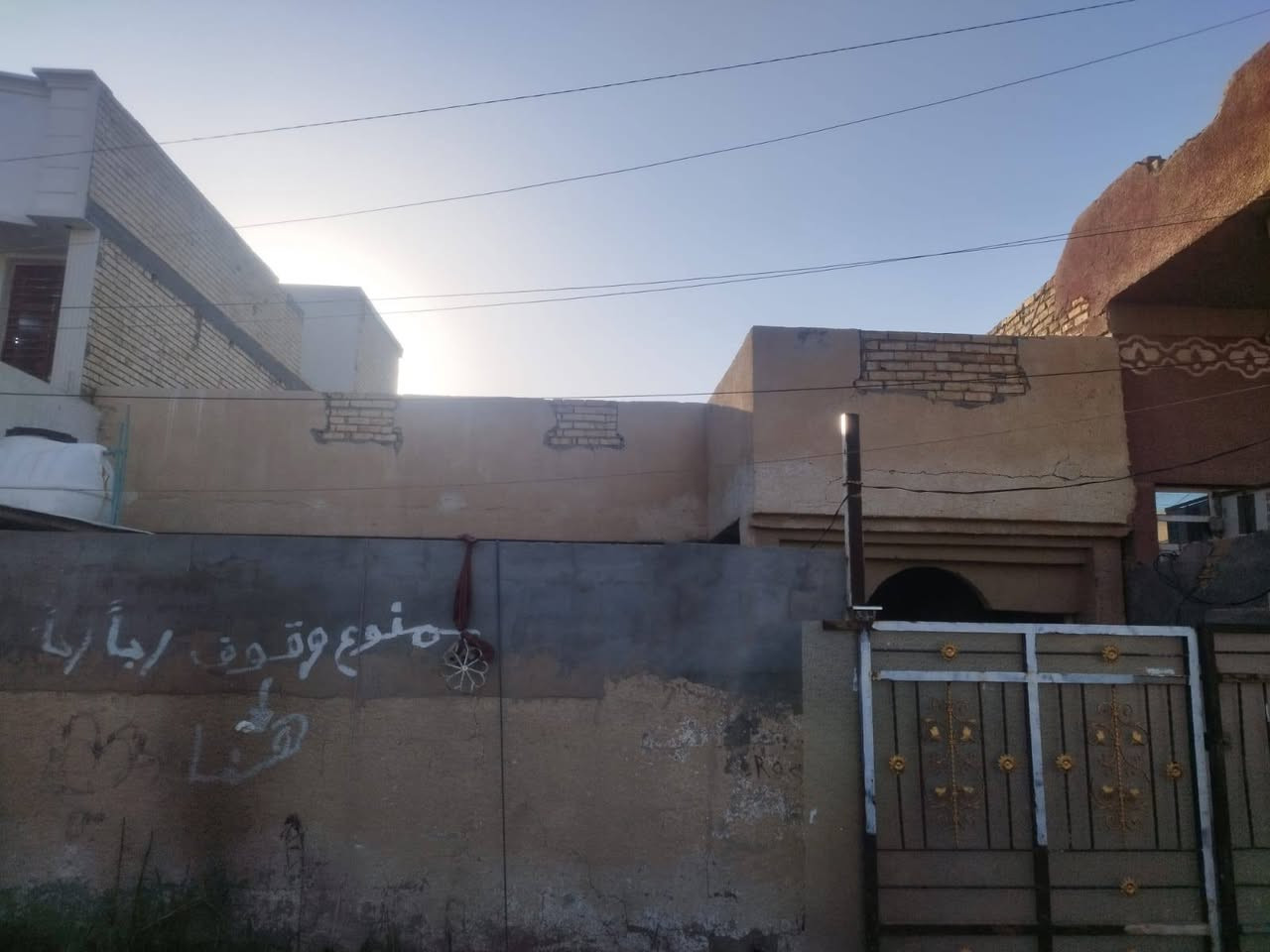 دار للبيع وره شارع 30 يم عماره خوام بصف سوك سعره 115 هاتف ***********
