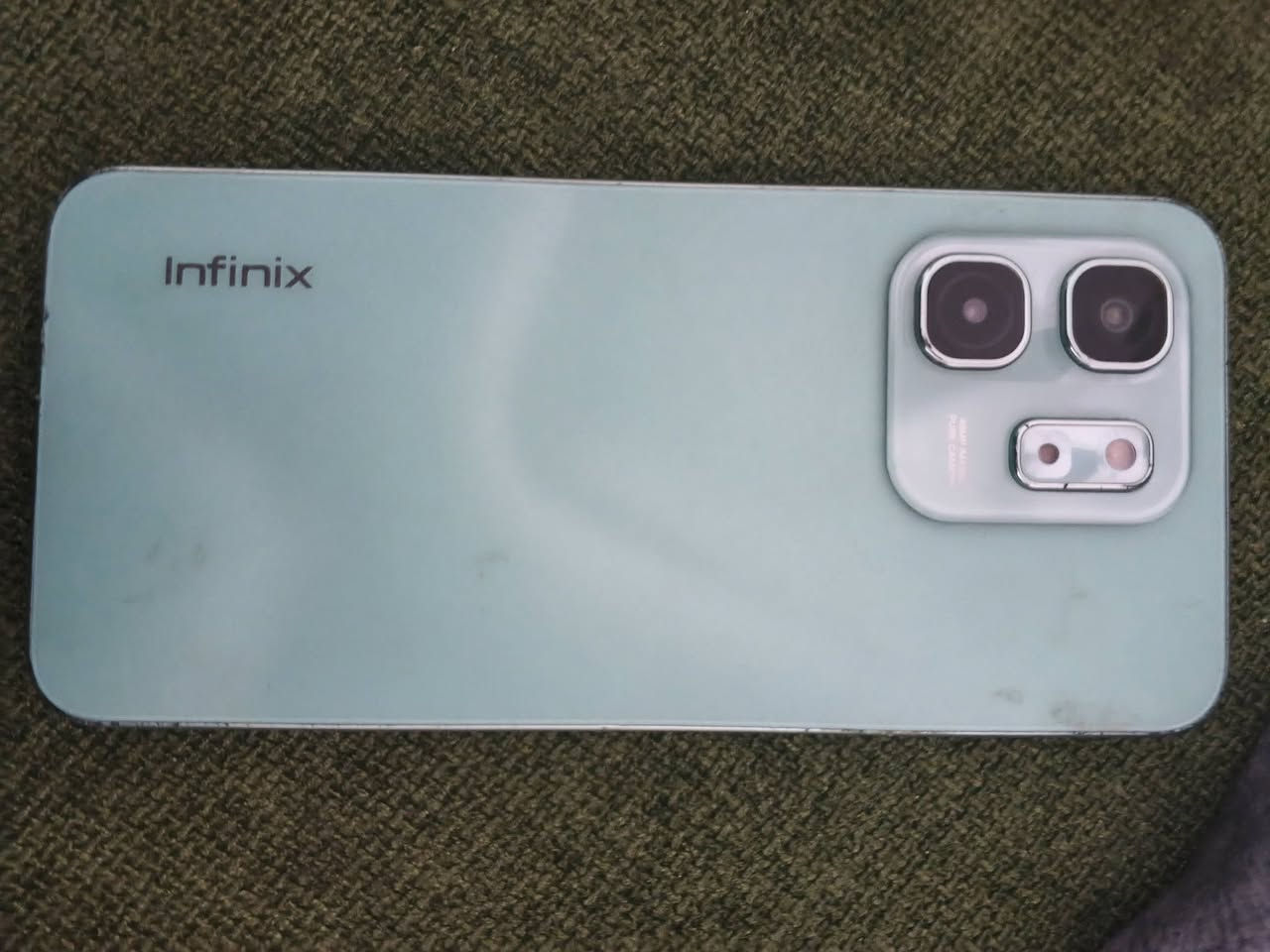 Infinix HOT 50i
المعالج Helio G81
الرام     4+4
الكاميرا الخلفيه 48M
الذاكرة 256
نضافة الجهاز موضحه بل صورة
الجهاز للبيع او للمراوس بس شاشه محتركه مراوس ونطي فرق


**إذا كنت صاحب هذا الإعلان وتريد حذفه لأي سبب، رجاءا أرسل رسالة إلى الدعم الفني**