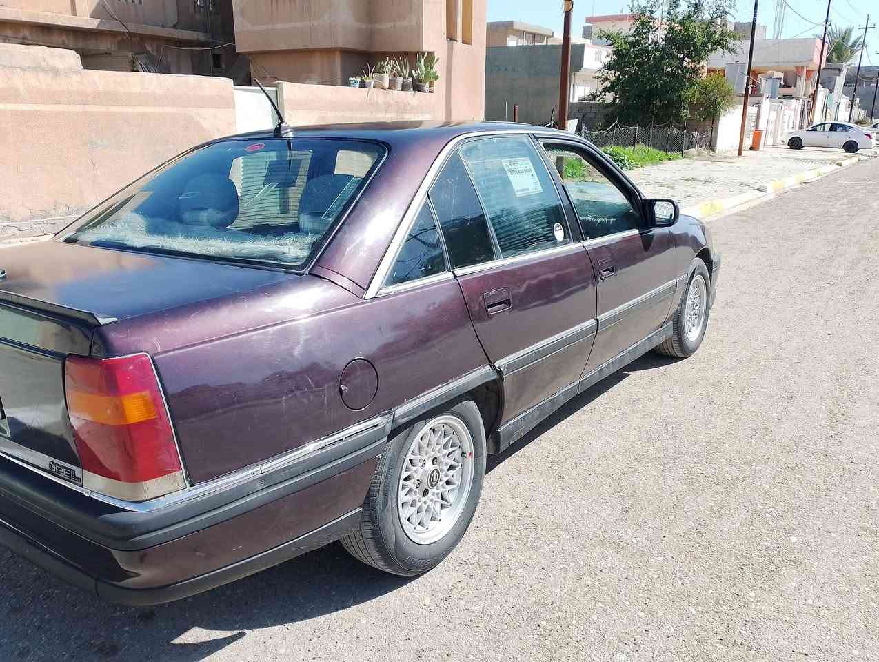 اوميكا رقم اربيل بدون ضربه بدون معجون فقط كلير جماليه شرط تحويل غرامه موديل 91 سعره 38وبي مجال
***********
