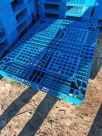 سكيب بلاستك نضيف كلش الوزن 10 كيلو السعر 18 الف العنوان بغداد الدورة ا...