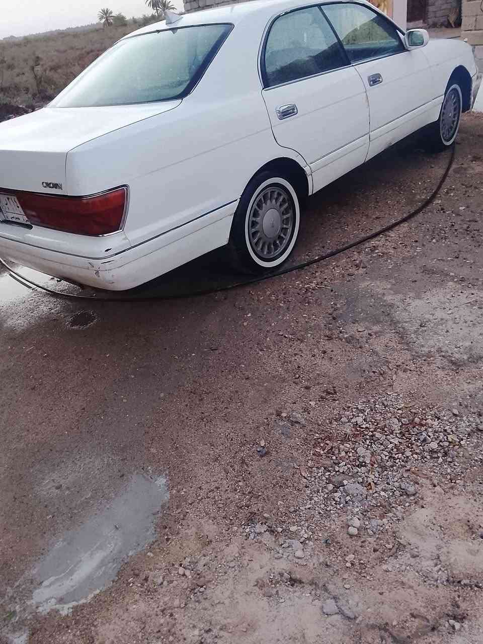 السلام عليكم سياره بطه منفصل مكينته تنقص يعني شويه تعبانه مكينه فيفيتي 2500العادي ثاني يوم تحويل سنويه ل2027ئله تسقط 50وبيه مجال خابر وبيك خير وتدلل***********..
