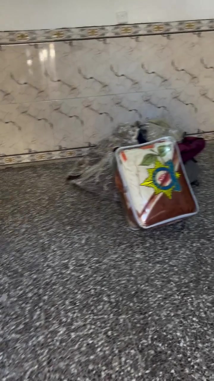 السلام عليكم مشتمل الايجار الشعب مجاور محطه سما بغداد قريب على شارع العام الأستفسار ***********
