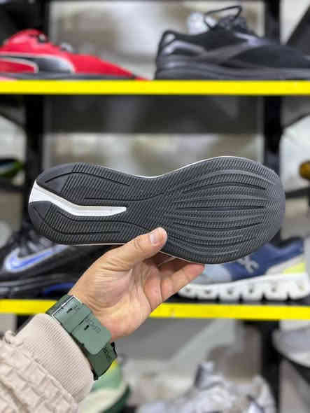 ماركة adidas شرط أورجينال
النظافه عالية موديل2024 
القياس 42
طول القدم 26.5
يوجد توصيل جميع المحافظات
التواصل عن طريق الماسنجر والواتساب ***********
العنوان الموصل دواسه خارج قرب فلافل من جهة قصر المطران
