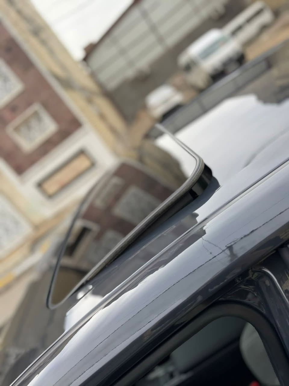 السلام عليكم 
تيوتا كامري 2025 هايبرد 
زيرو ماشية ٢٠٠ ميل مواصفات فول اعلى شي se بلص
ضرر السياره ربع جاملغ خلفي فقط بدون اي ايرباك  السياره بعدها بريحه الشركه
مواصفات السياره :
فتحة 
رادار 360 
فول تحكم ستيرن 
تدفئة كشنات 
مثبت سرعه 
رادار تفاعلي 
رادار جانبي خلفي 
شفتات 
داخل جلد 
تبريد قطعتين 
كشن كهرباء 
تبريد بيانو منفصل 
كامرة خلفية 
شحن لاسلكي 
تحديد مسار 
بصمة + دخول ذكيضيف وياهن شاشة جبيرة 
اندرويد اوتو 
ابل كار باي 
تدفئة بالمري 
تدفئة ستيرن 
جام اوتو 
المراية الداخلية تعتيم 
انارة داخلية والخارجية LED
بيها مجال بسيط جدااا
مكان السياره بغداد الغزالية 
رقمي ***********
