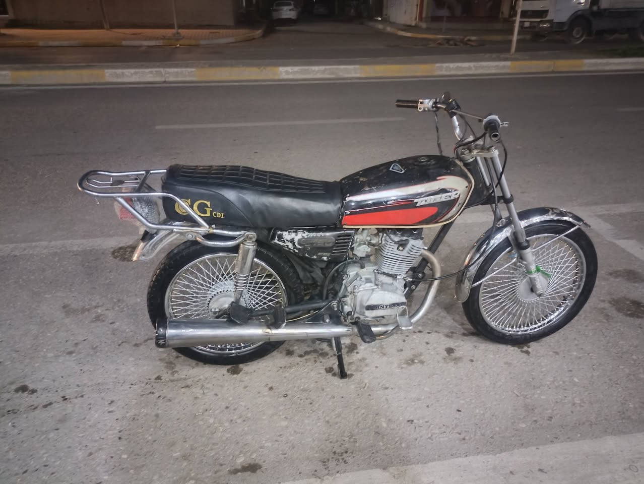 سلام علیکم دراجە ایرانی للبیع تایگر اربعە کیر مودیل 2016کل عیب مابی کل نقص مابی محرک گیر ابشرط لاصرف لابخار نگرەهندر یشتغل ابشرط کلاج فلاون جدیدفول  شرط شلعه معدل فول  دبلات شغال تایرات جدیدجوبات جدید ویلات نضیف سعر250وبی مجال للشرای اذا شرای تعال خاص او خابر عل رقم***********عنوان کرکوک قادسیە2
