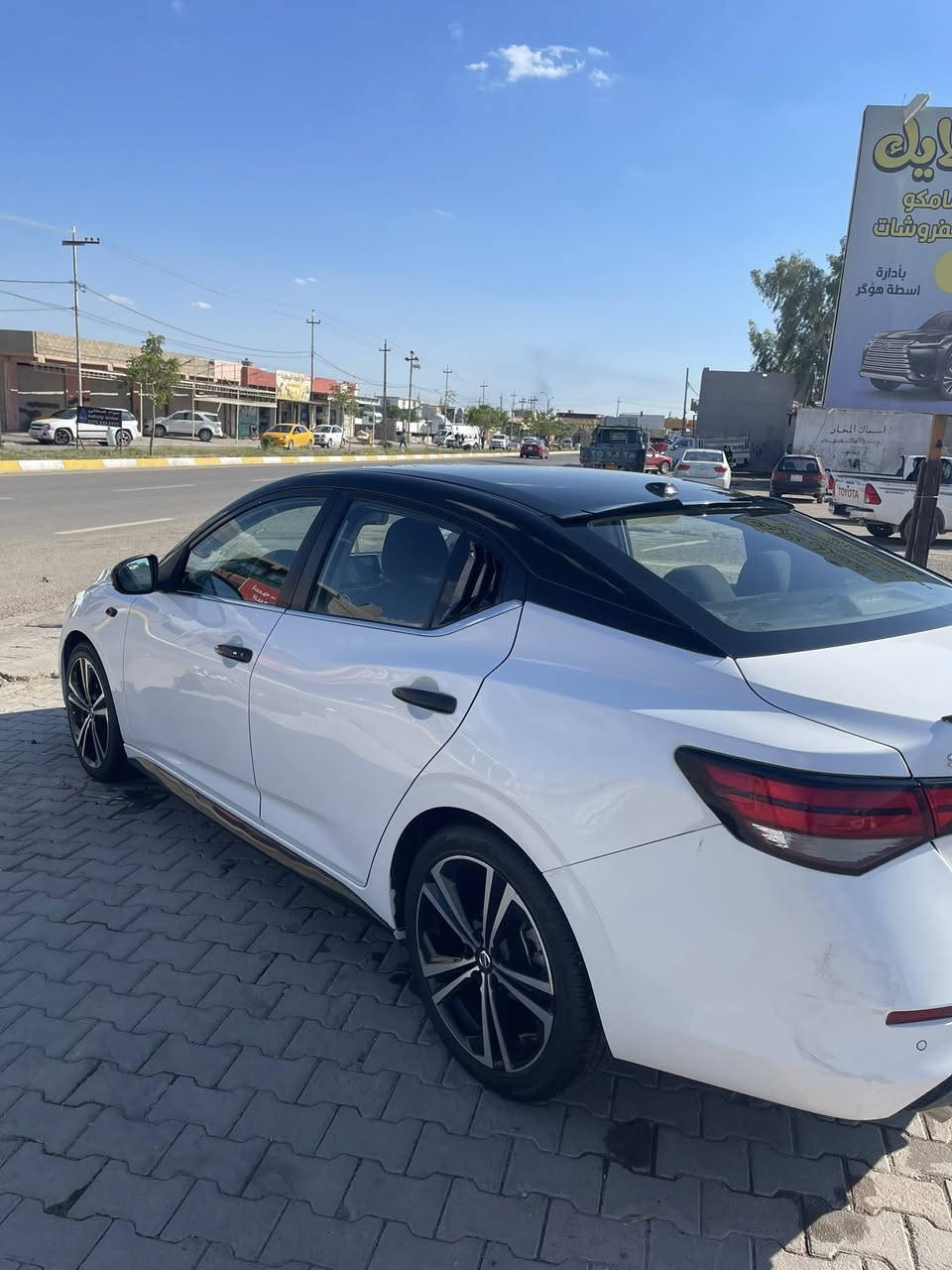 سنترا موديل 2020 مواصفات SR بدون صبغ بيه 3 قطع صغير بارد ماشي 64 الف مايل سنوية بسمي  بيه بطاقة بنزين بشر تحويل و الغرامة و بشرط كير و محرك عنوان كركوك 
الاستفسار عل الرقم تالي ***********
