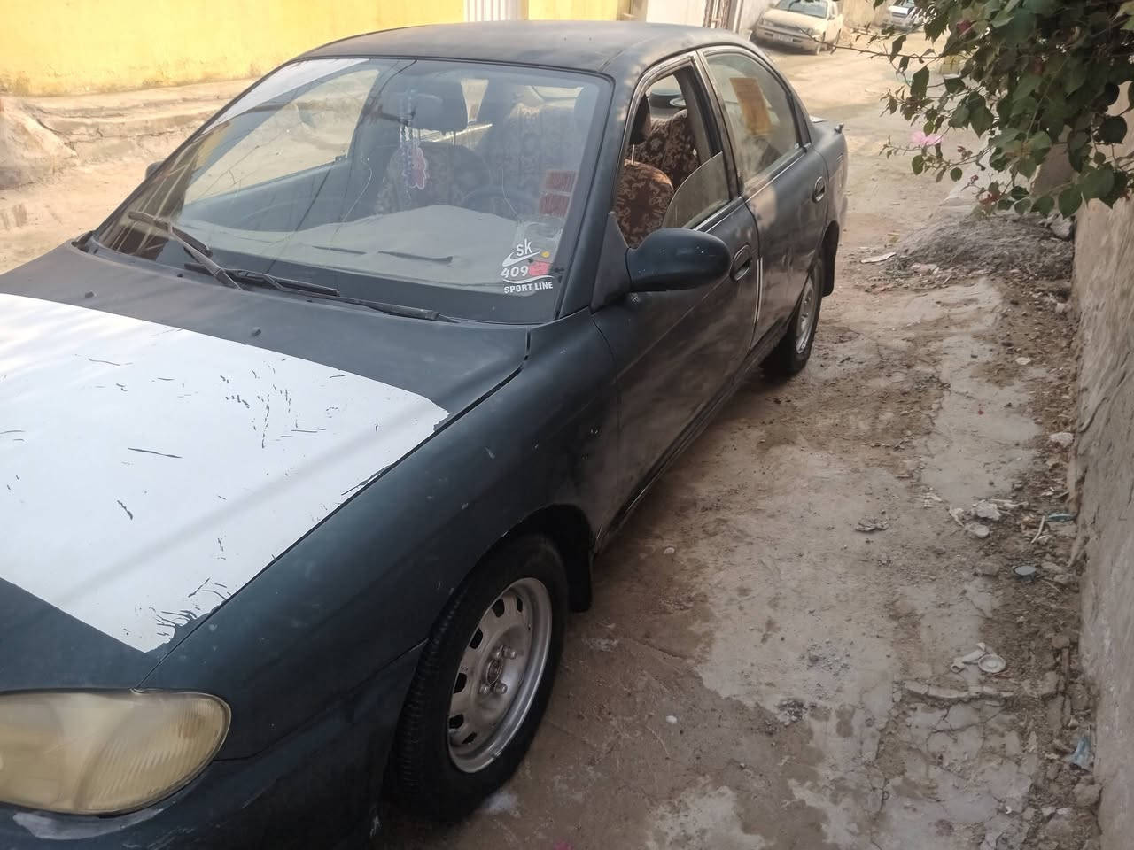 كيا سيفيا موديل 2000 ماكينه 1600 اوتوماتيك تبريد شغال سياره كل ضربه ما بيها سعر 30 ورقه وبيها مجال قليل 
 مكاني النجف الاشرف  ناحيه العباسيه المركز 
رقمي ***********
