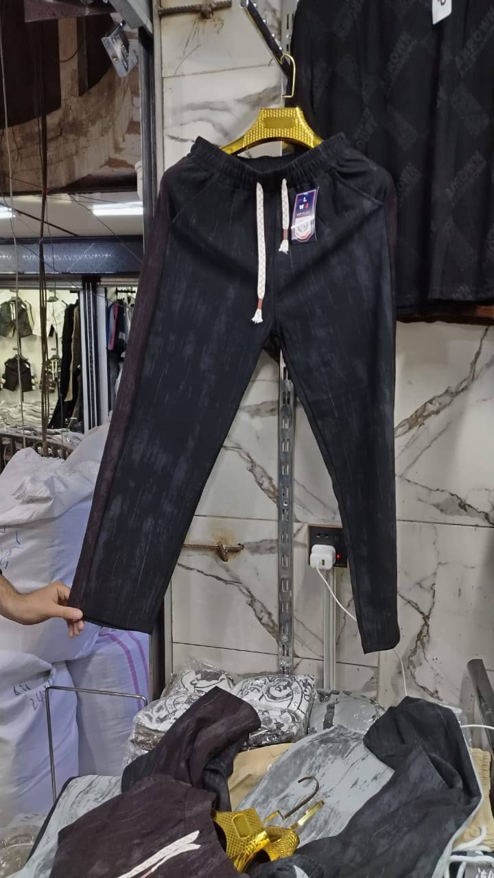 بجامة قطن شريط 110 شد 16 الوان مغسول وبدون مغسول سعر الدرزن 55 الف للتواصل واتساب محمد السيد *********** يوجد توصيل جميع محافظات العراق
