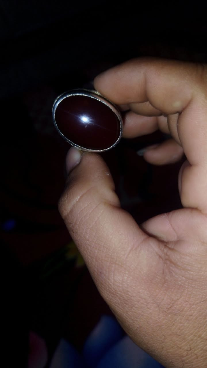 تحفه يماني جبده صياغه الف قديمه ماتعرف بي لا تعلق ولا تخابر قطع صوره وصوت مكاني بغداد مدينه الصدر 
هاتف/***********
