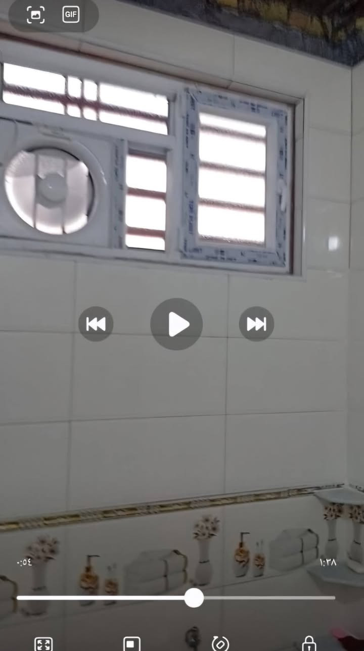 بيت للبيع مساحة 100م طابو زراعي 25 كربلاء حي الرباب قرب سيطرة الابراهيمية وسيد اسماعيل
بيت للبيع مساحة 100م  طابو زراعي 25 تحويل مباشر على شارعين يحتوي غرفة نوم  استقبال ومطبخ حار وبارد  وصالة كامل شغل  فول الفول  الخدمات مي كهرباء مولدة واصل تبليط سعر مناسب 60 مليون وبيها مجال للشراي ...
للأتصال ***********
بيت للبيع مساحة 100م طابو زراعي 25 كربلاء حي الرباب قرب سيطرة الابراهيمية وسيد اسماعيل
