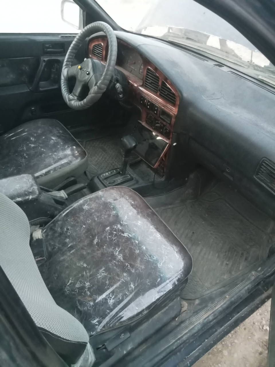 نتره 93 مكينه كير تخم تاير تبريد شاشه دوشمه كله جديد عوزها بس صبغ سياره بلاديه قطرت معجون وصبغ مابيها @اوتماتيك سعر  24 رقم جديد راعيها ميت وبنه جاي يمشي بلوكاله يعني بس ابنه تعهدلك بتحويلها مكاني بغداد سياحي شراي يتصل (***********
