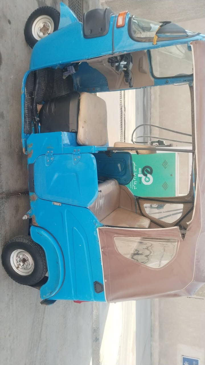 السلام عليكم تكتك لبيع باجاج ٢٢ رقم و سنويه  مكينه مفتوحه مجفته السعر ٨  وبيها مجال


**إذا كنت صاحب هذا الإعلان وتريد حذفه لأي سبب، رجاءا أرسل رسالة إلى الدعم الفني**