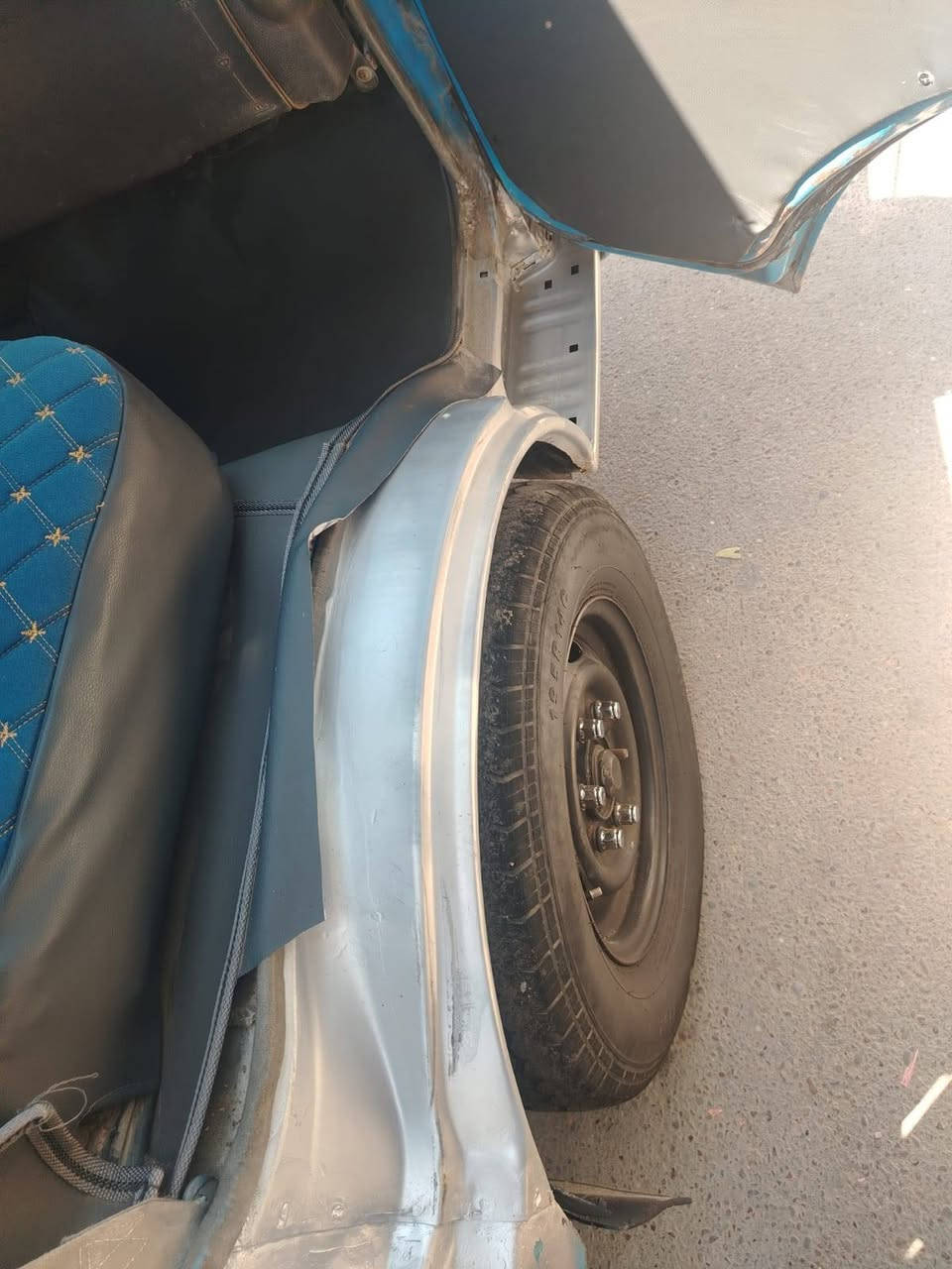 السلام عليكم
كيا بنكو موديل 1995 8جنكال محرك كير اكسل كفاله الكهربائيات شغاله شاصي نضيف باتري سلف داينمو جديد صدر امامي خلفي كفاله تخم تايرات مشط وباور كفاله سياره مصبوغة حزام جمالية رقم بغداد الماني سنويتها ساقطة صار 3سنين ساقطة مكانها بغداد الدورة السعر 52 وبيها مجال الرقم ***********
